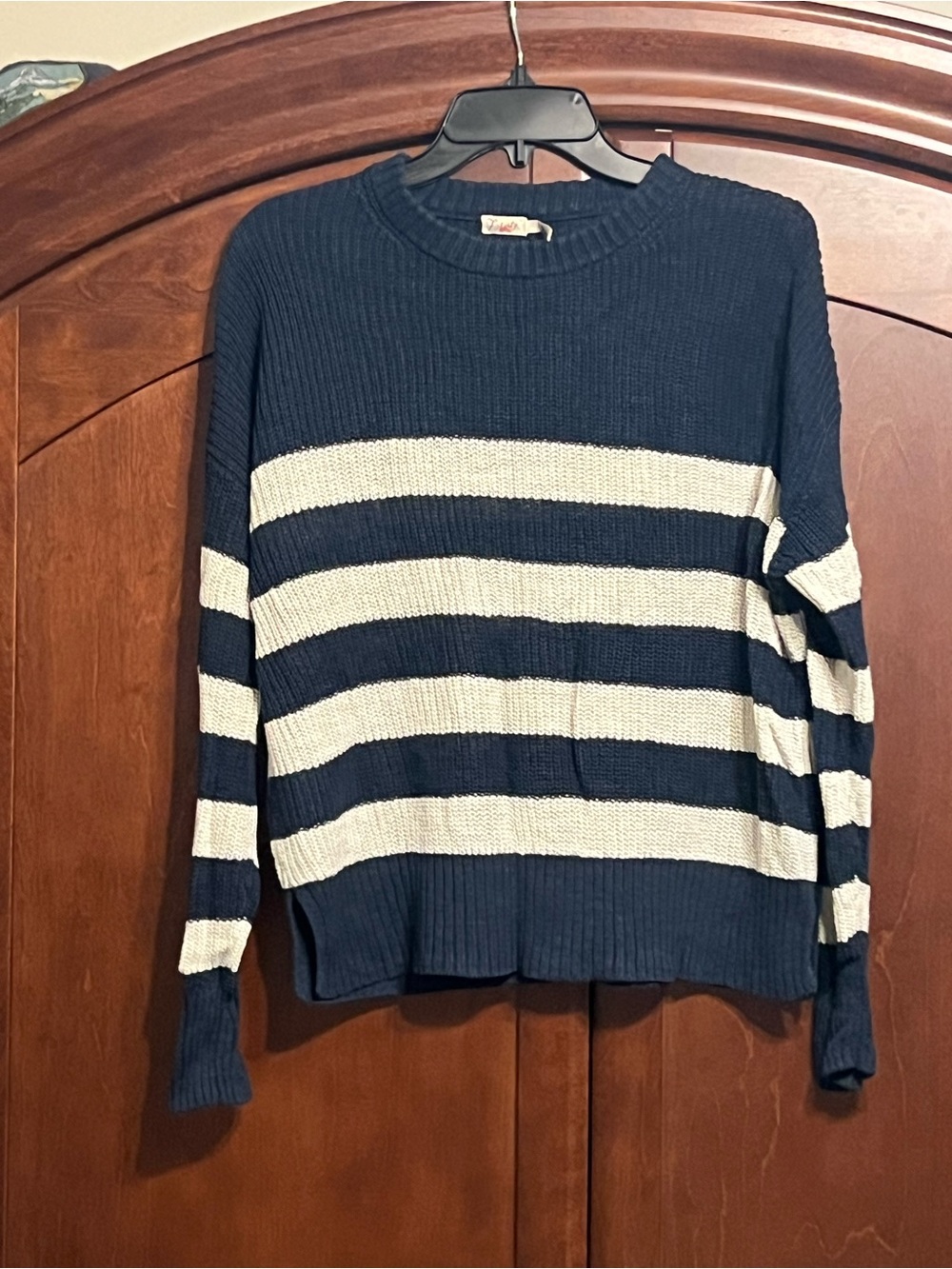 Faherty Navy and Cream Horizontal Stripe Knit Pullover